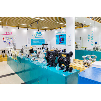 ปั๊มไดอะแฟรมแบบใช้ลมประสิทธิภาพสูง อัตราการไหล 1022 ลิตร/นาที แรงดันสูงสุด 120 psi วัสดุเหล็กหล่อเหนียว