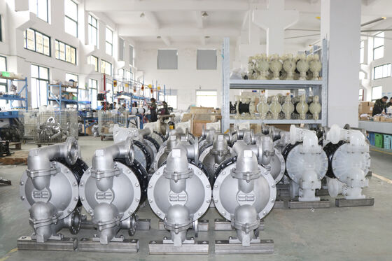 เครื่องปั๊มแผ่นผ่าตัดที่ใช้อากาศที่ได้รับการรับรอง CE ด้วยอัตราการไหล 340L/M และแหล่งพลังงานแบบ Pneumatic